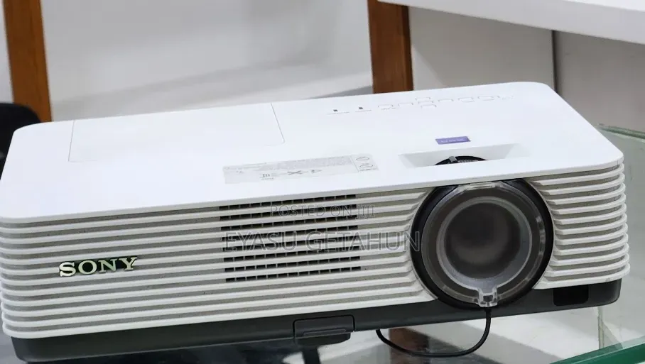 Sony VPL-Dx221 Projector