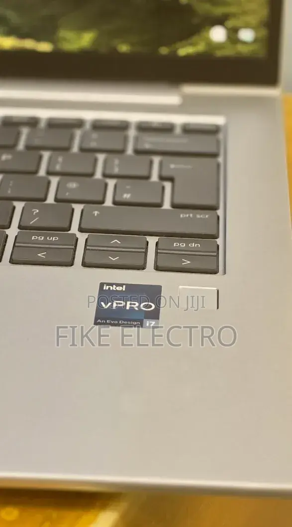 New Laptop HP EliteBook 840 G9 16GB Intel Core i7 SSD 512GB