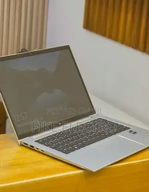 New Laptop HP EliteBook 840 G9 16GB Intel Core i7 SSD 512GB