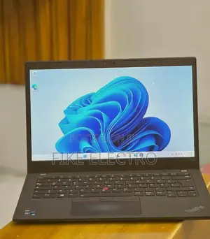 New Laptop Lenovo ThinkPad T14s Gen 2 16GB Intel Core i7 SSD 512GB