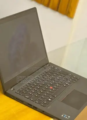 New Laptop Lenovo ThinkPad T14s Gen 2 16GB Intel Core i7 SSD 512GB