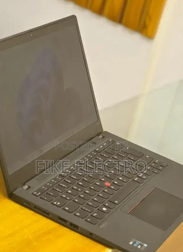 New Laptop Lenovo ThinkPad T14s Gen 2 16GB Intel Core i7 SSD 512GB