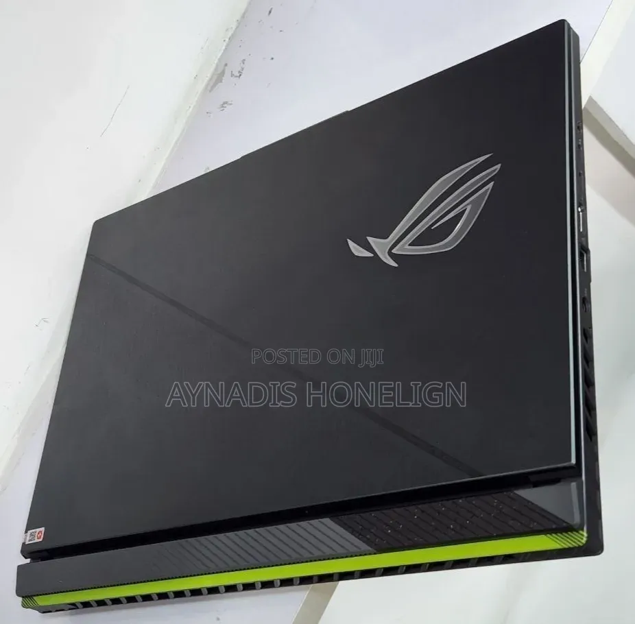 New Laptop Asus ROG Strix G15 16GB Intel Core i9 SSD 1T
