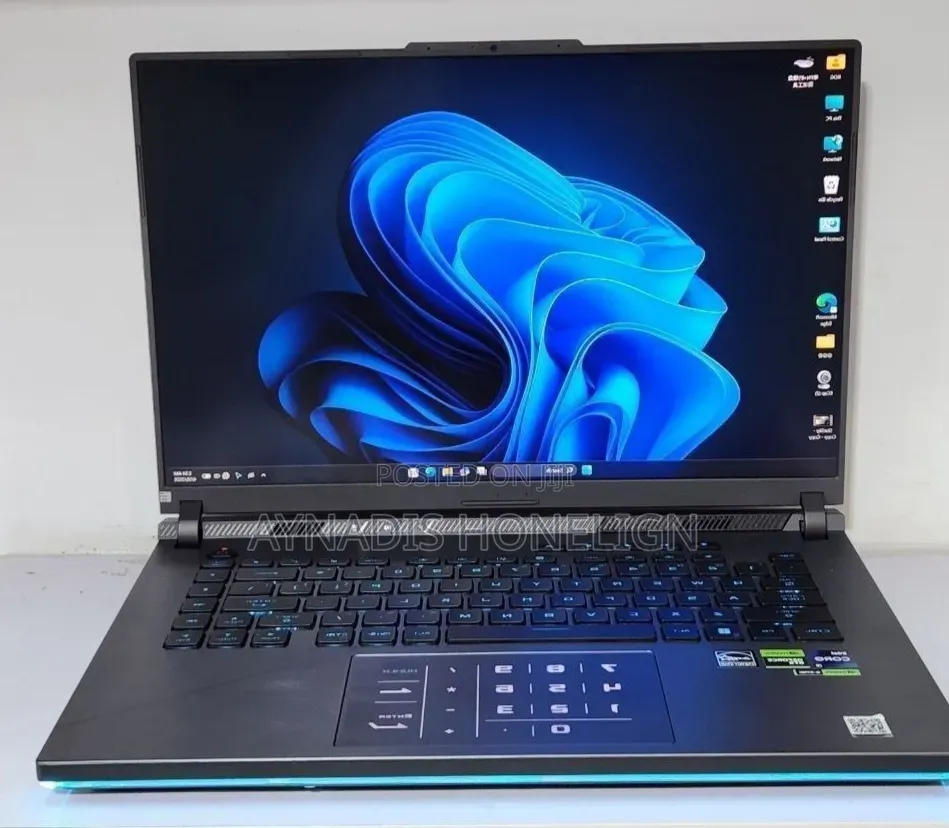 New Laptop Asus ROG Strix G15 16GB Intel Core i9 SSD 1T