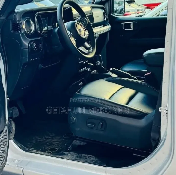 New Jeep Wagoneer 2025 Silver