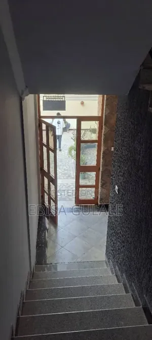 Furnished 11bdrm Townhouse/Terrace in Oromia-Finfinne for sale
