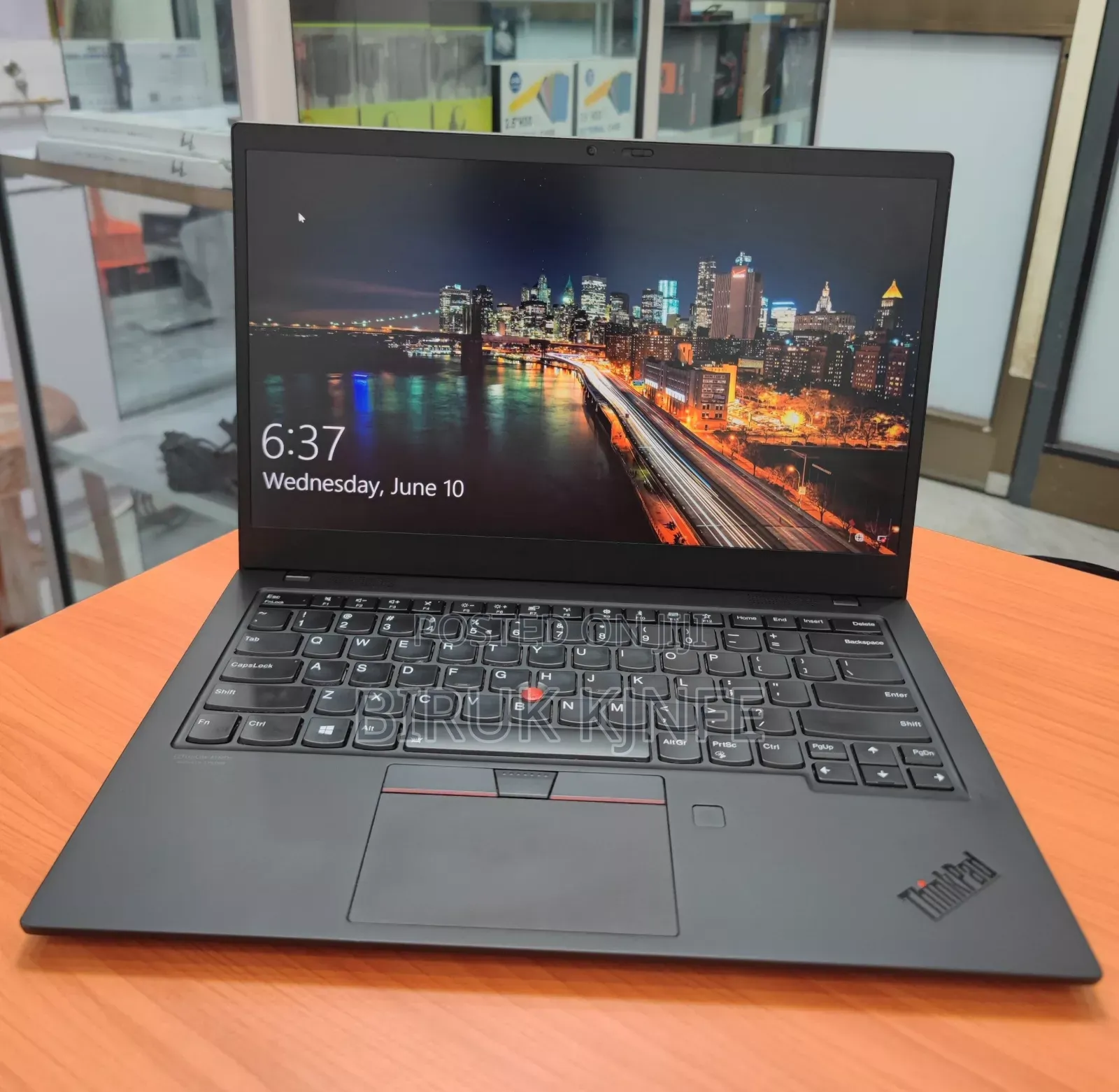 New Laptop Lenovo ThinkPad X1 Carbon 16GB Intel Core i5 SSD 512GB