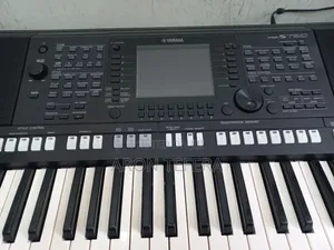 Yamaha 750 Keyboard (Used)