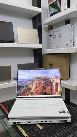 New Laptop Lenovo Legion 9 16GB Intel Core i9 SSD 1T
