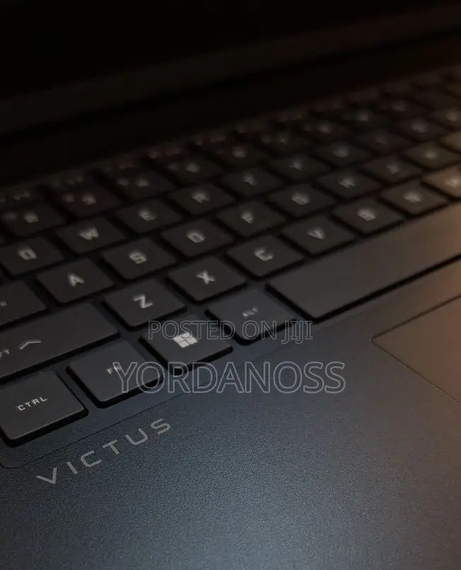 New Laptop HP Victus 15 16GB AMD Ryzen 7 SSD 512GB