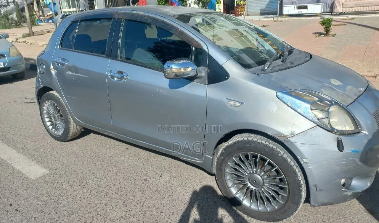 Toyota Yaris 2006 Silver