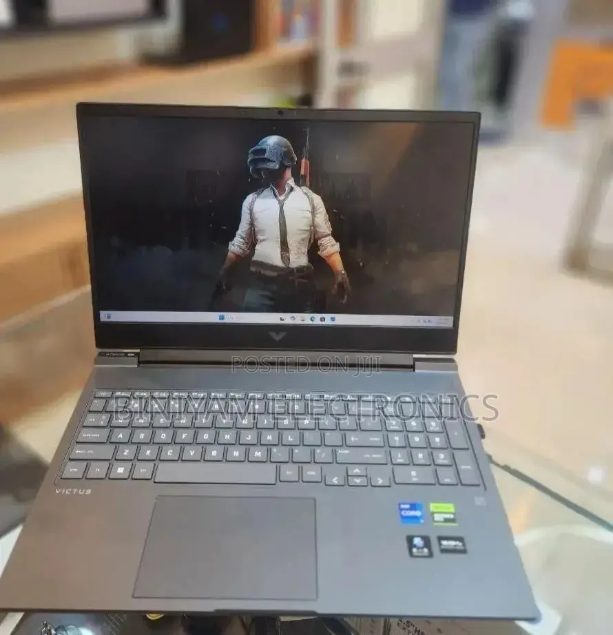 New Laptop HP Victus 16 16GB Intel Core i7 SSD 1T