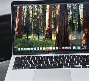 New Laptop Apple MacBook Air 2020 M1 8GB Apple M1 SSD 512GB