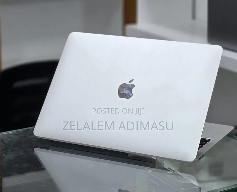 New Laptop Apple MacBook Air 2020 M1 8GB Apple M1 SSD 512GB
