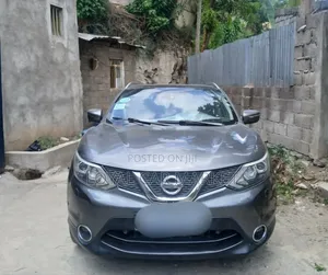 Nissan Qashqai 2017 Gray