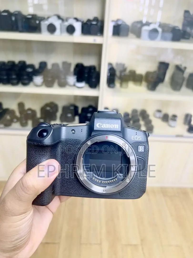 Camera Canon R