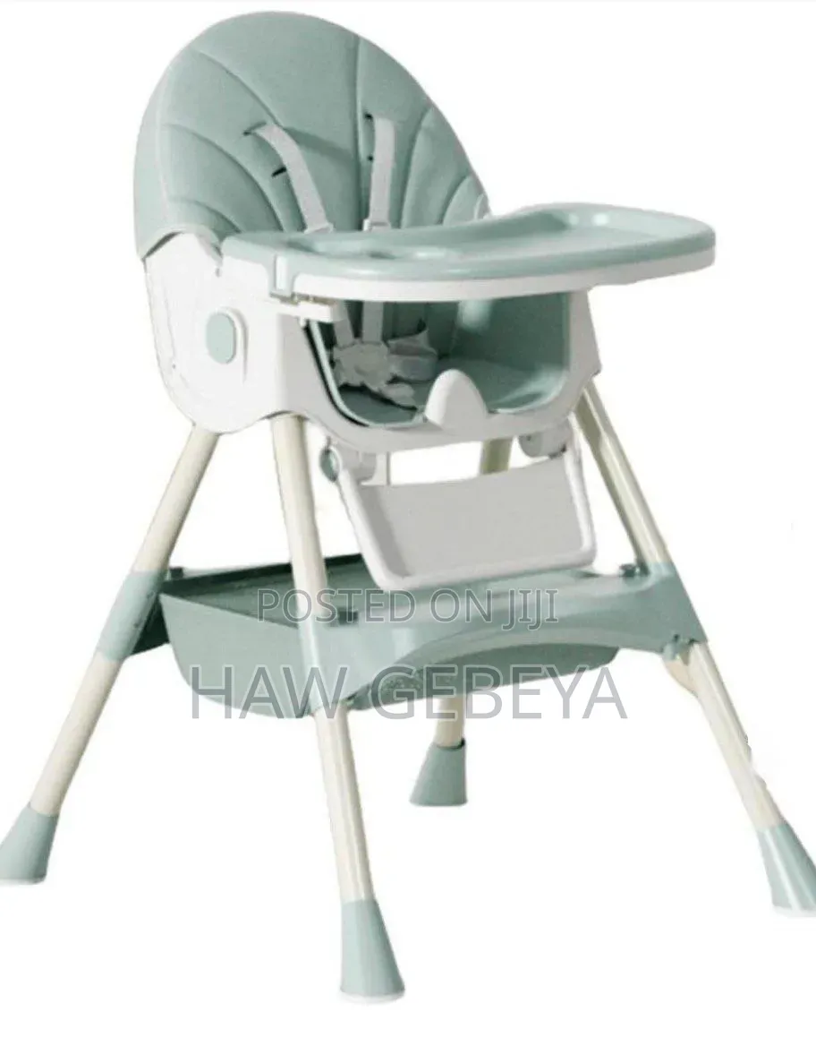 Multifunction Baby Feeding Chair 
Foldable High Chair
ቁመቱ ከፍ ዝቅ የሚል