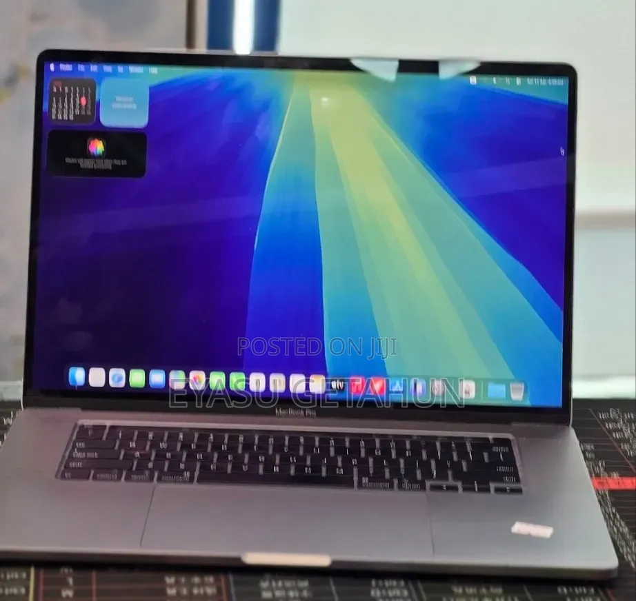 New Laptop Apple MacBook Pro 2019 64GB Intel Core i9 SSD 512GB