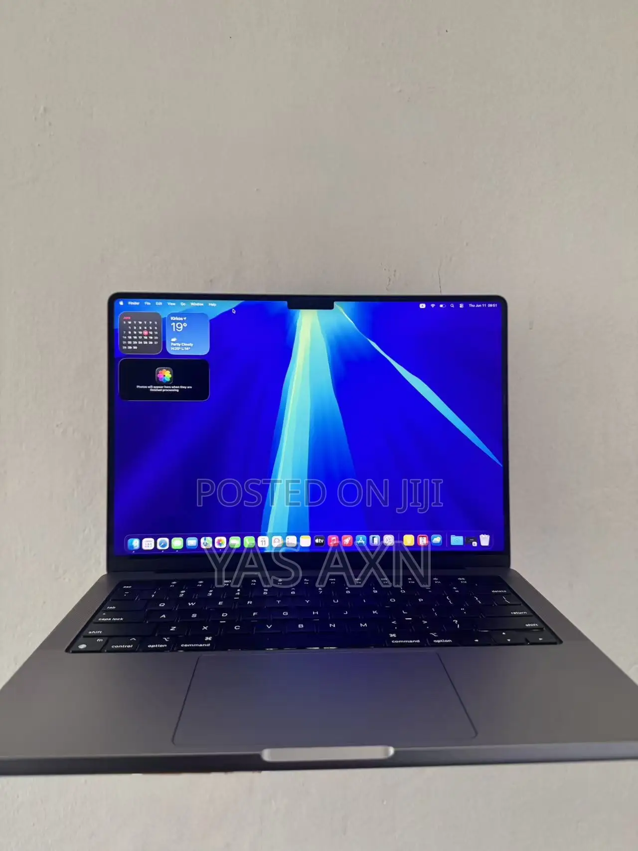 New Laptop Apple MacBook Pro 2021 M1 16GB Apple M1 Pro SSD 512GB