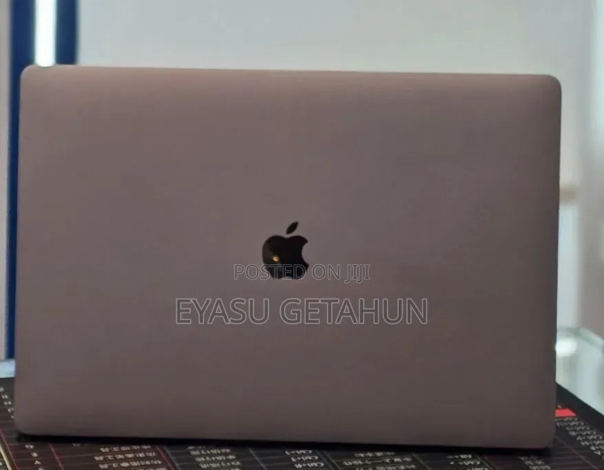 New Laptop Apple MacBook Pro 2019 64GB Intel Core i9 SSD 512GB