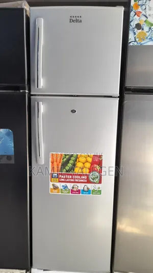 Delta 400l Refrigrator