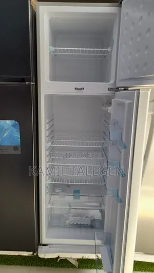 Delta 400l Refrigrator