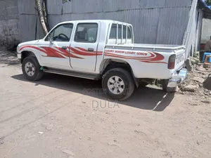 Toyota Hilux 2008 White