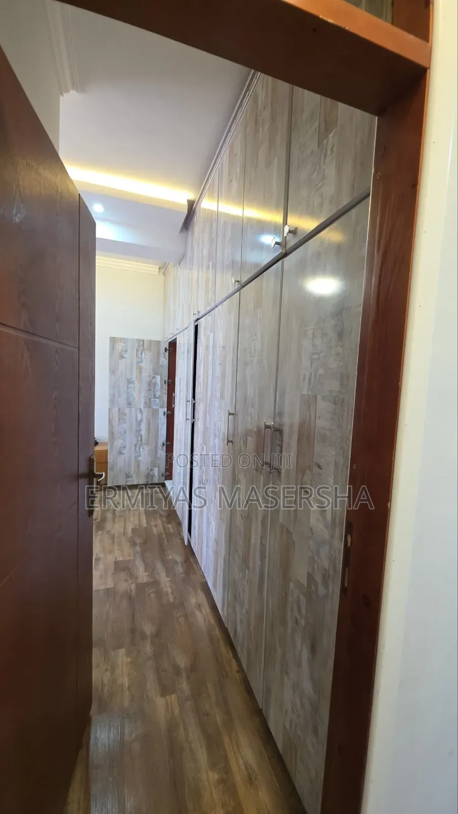 Furnished 3bdrm Apartment in Yeka for sale