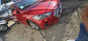 Hyundai Avante 2016 Red