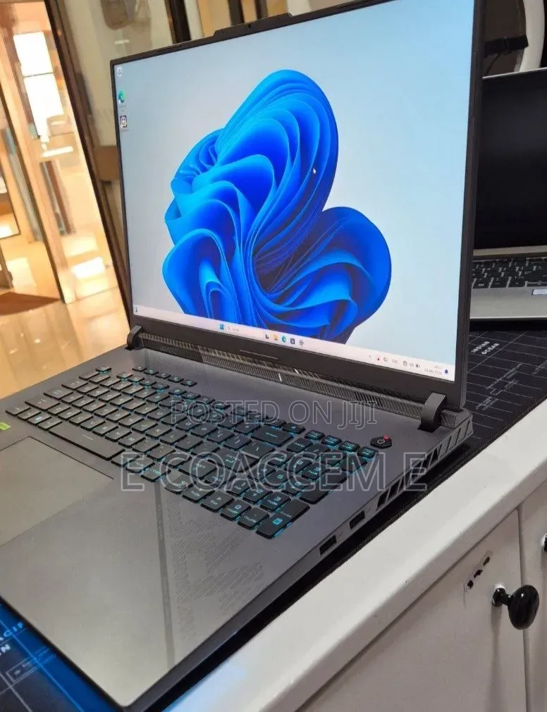 New Laptop Asus ROG Strix G16 G614 32GB Intel Core i9 SSD 1T