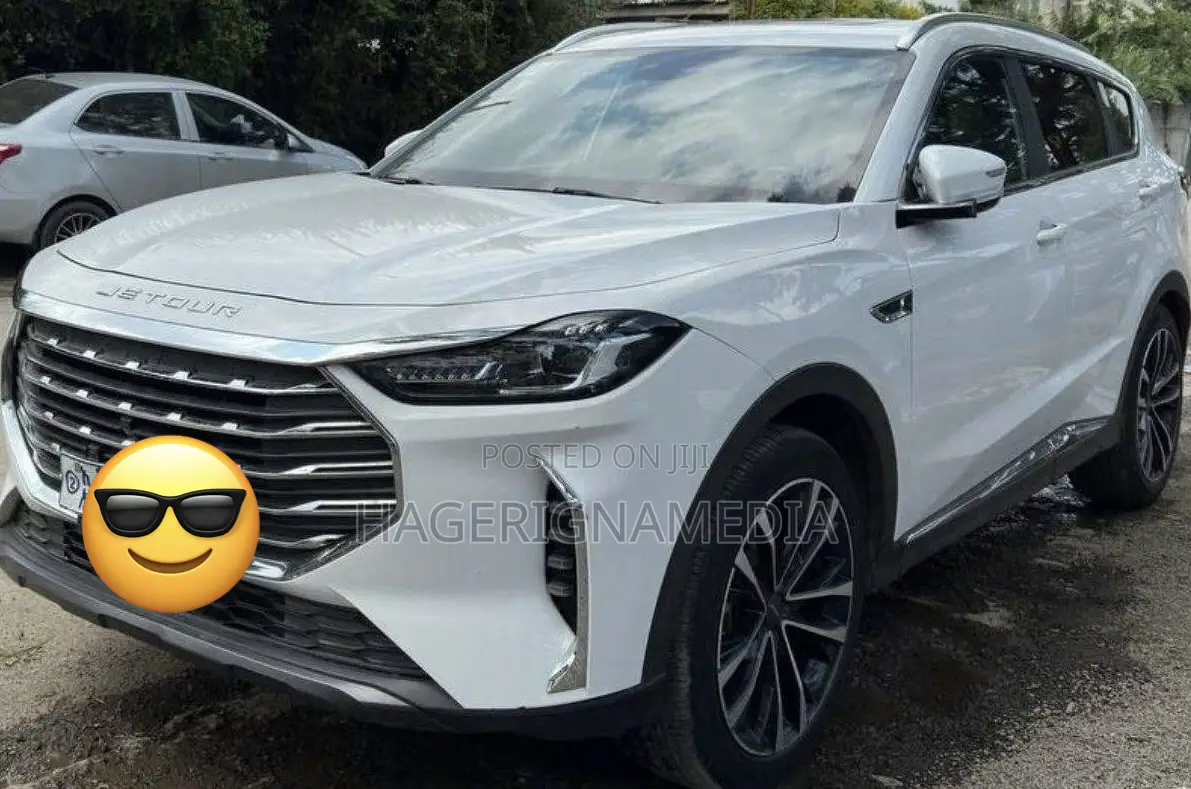 Jetour X70 Plus 2022 White