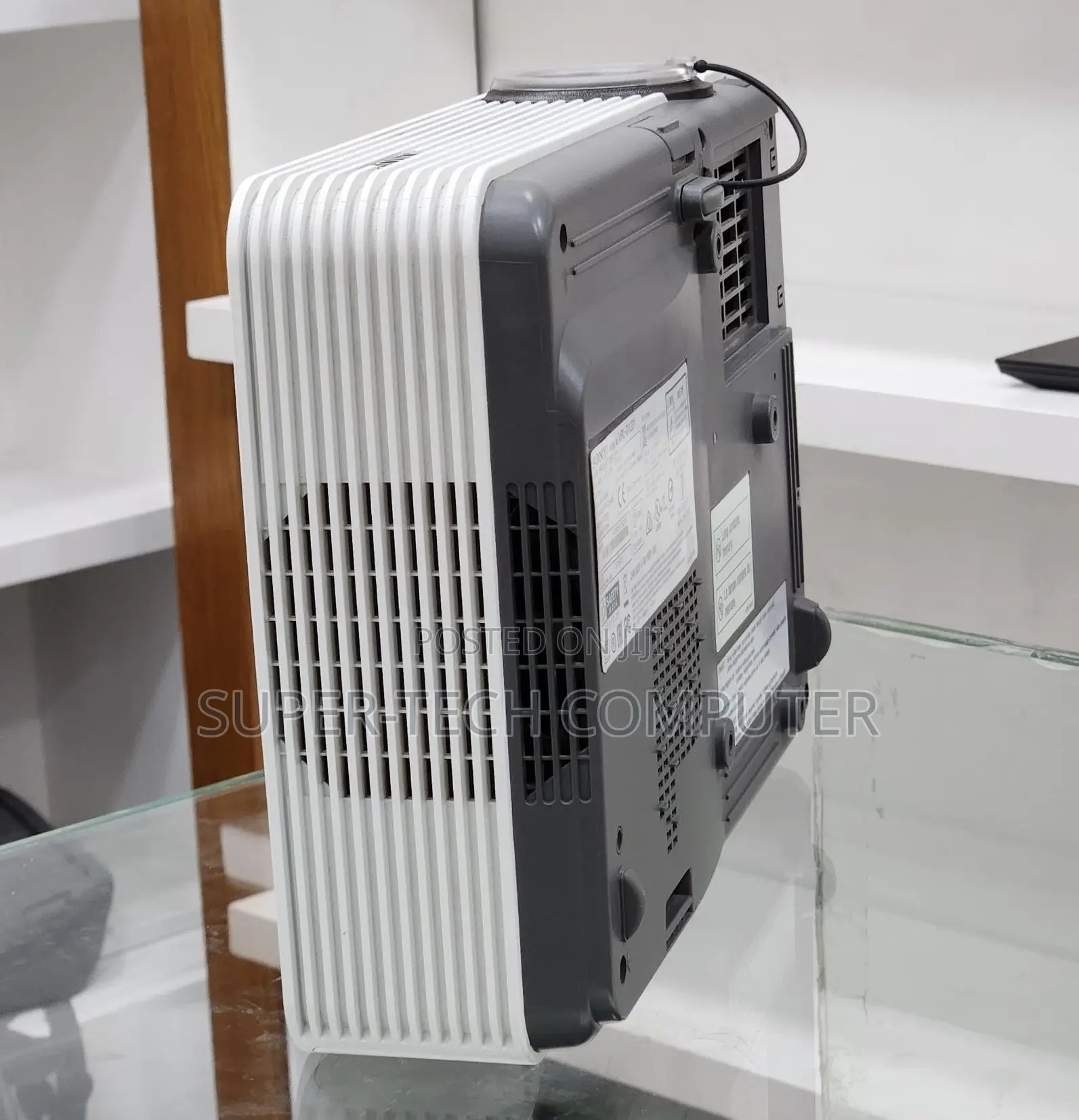 Sony VPL-Dx221 Projector, Brightness 2800, Hdmi, Vga Audio Jack Port