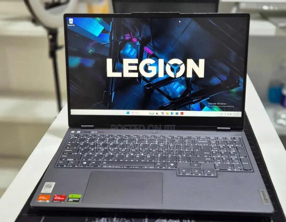 New Laptop Lenovo Legion Y520 16GB AMD Ryzen 7 SSD 512GB