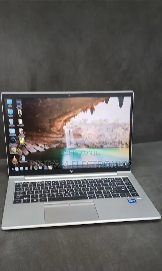 New Laptop HP EliteBook 840 G8 16GB Intel Core i5 SSD 512GB