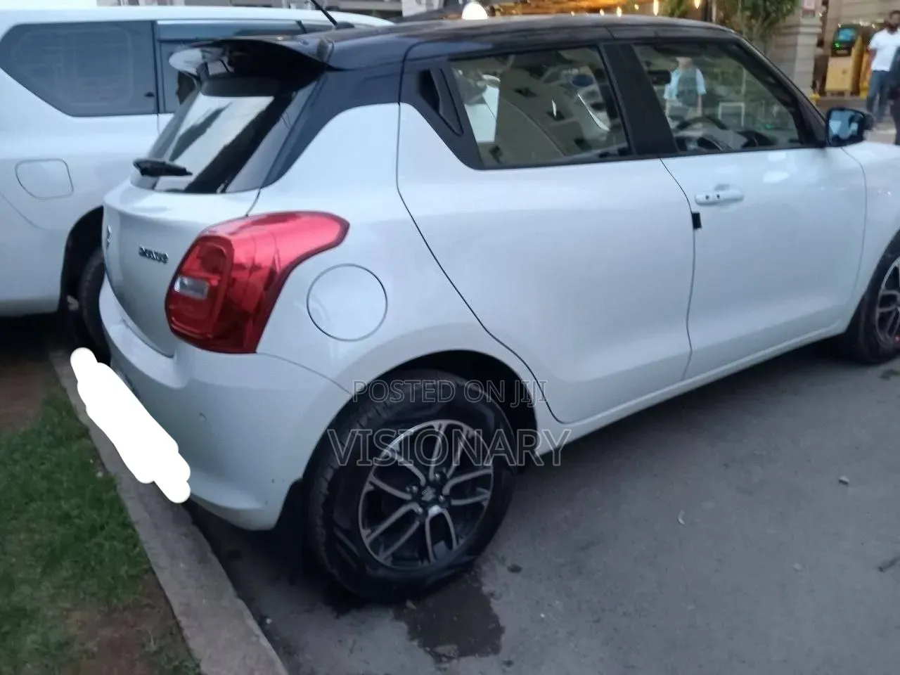 Suzuki Swift 2022 White