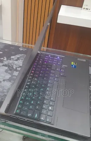 New Laptop Lenovo 16GB Intel Core i7 SSD 512GB