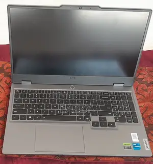 New Laptop Lenovo LOQ 15AHP10 16GB Intel Core i5 SSD 1T