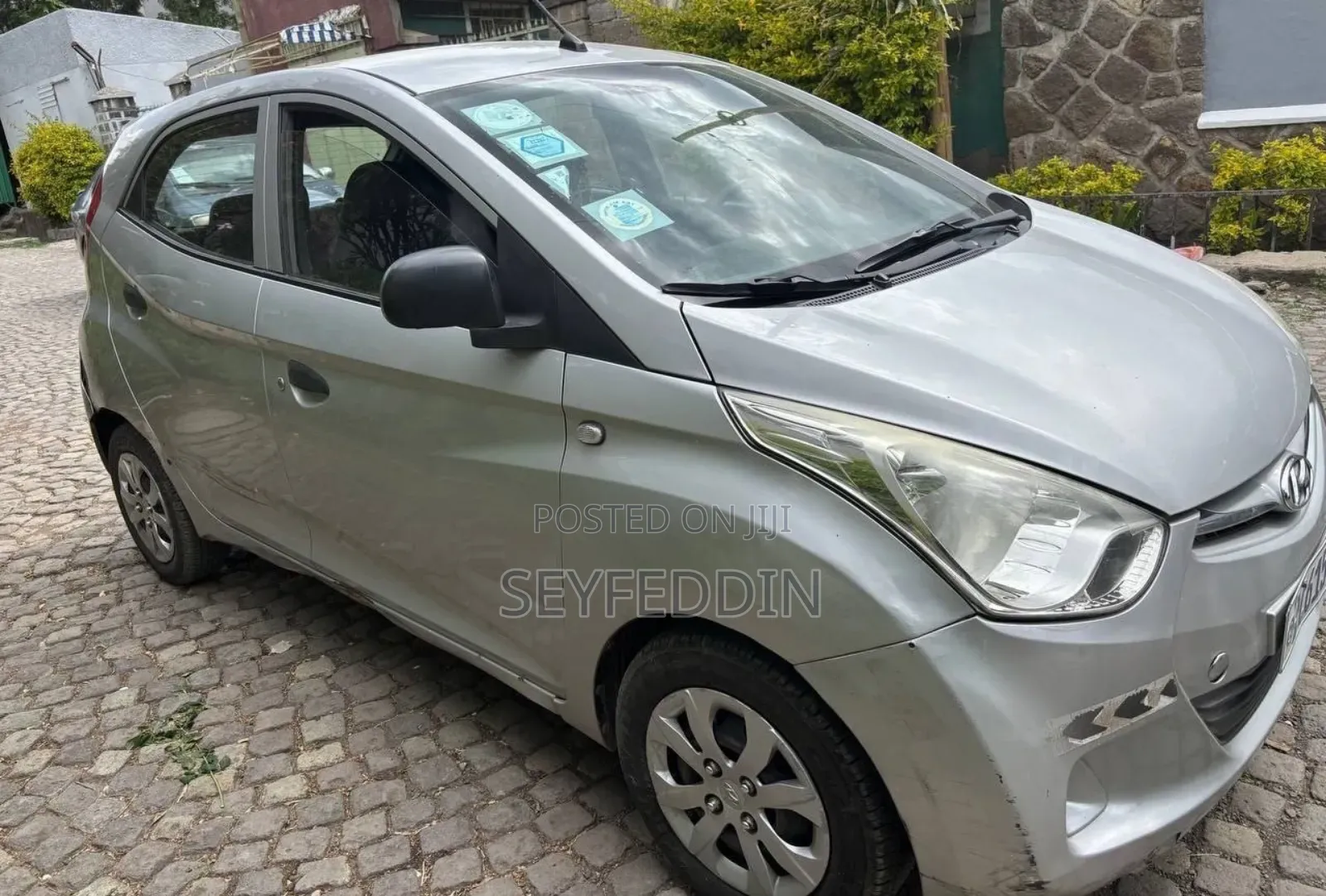 Hyundai Eon 2015 Silver