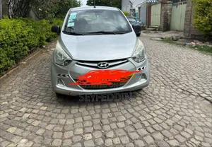 Hyundai Eon 2015 Silver