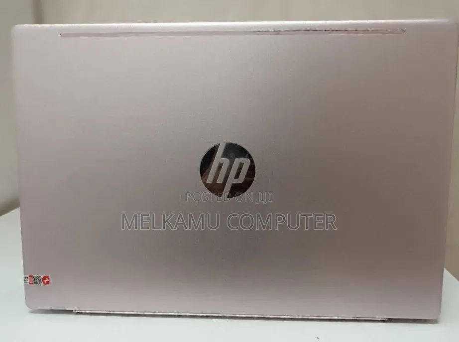 New Laptop HP Pavilion 14 8GB Intel Core i5 SSD 512GB