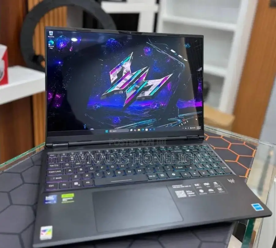 New Laptop Acer Predator Helios Neo 16 32GB Intel Core Ultra 9 SSD 1T