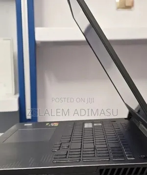New Laptop Asus G71G 16GB AMD Ryzen 9 SSD 1T
