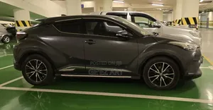 Toyota C-HR 2017 Gray