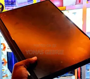 New Laptop Lenovo 8GB Intel Core i5 SSD 512GB