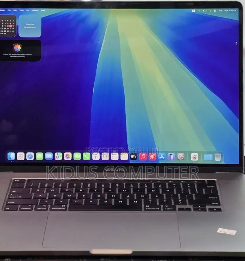 New Laptop Apple MacBook Pro 2019 64GB Intel Core i9 SSD 512GB