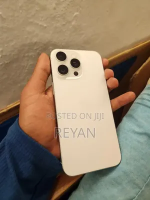Apple iPhone 15 Pro Max 256 GB White
