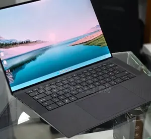 New Laptop Dell Precision 5550 16GB Intel Core i7 SSD 512GB
