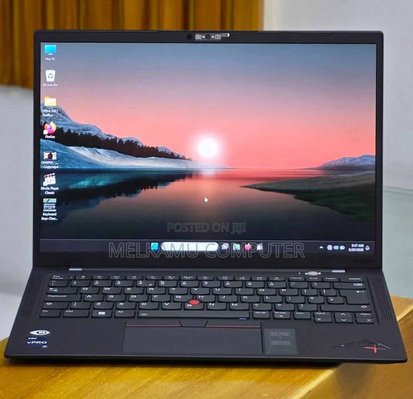 New Laptop Lenovo ThinkPad X1 Yoga 16GB Intel Core i7 SSD 512GB