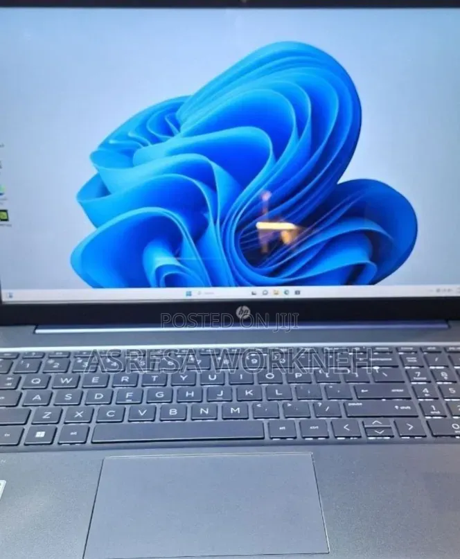 New Laptop HP 16GB Intel Core i5 SSD 512GB