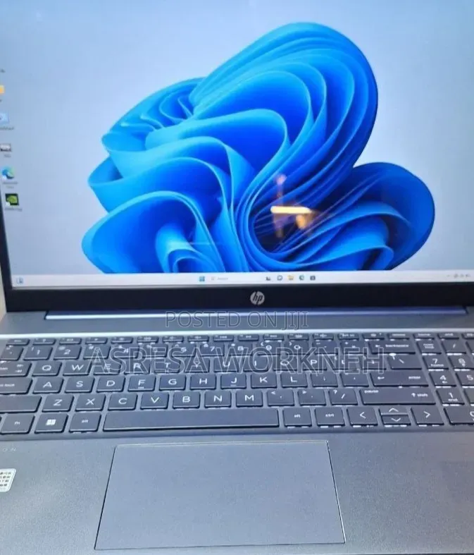 New Laptop HP 16GB Intel Core i5 SSD 512GB